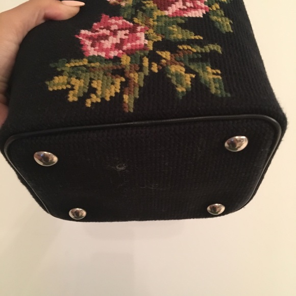 saint laurent emmanuelle Woven Baby Bucket Bag - Picture 5 of 8